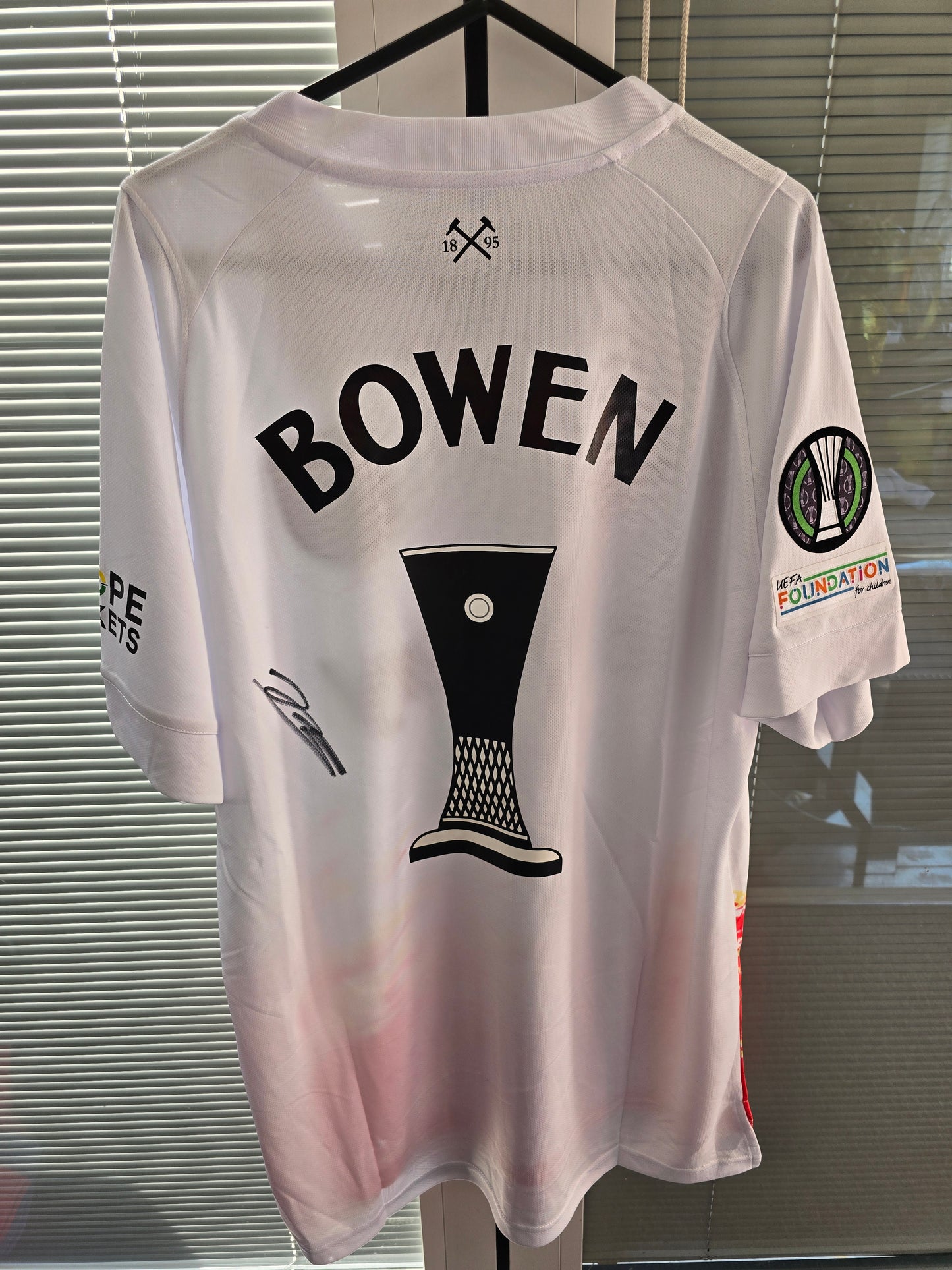 SIGNED BOWEN CONFERENCE LEAUGUE WINNERS SHIRT RAFFLE