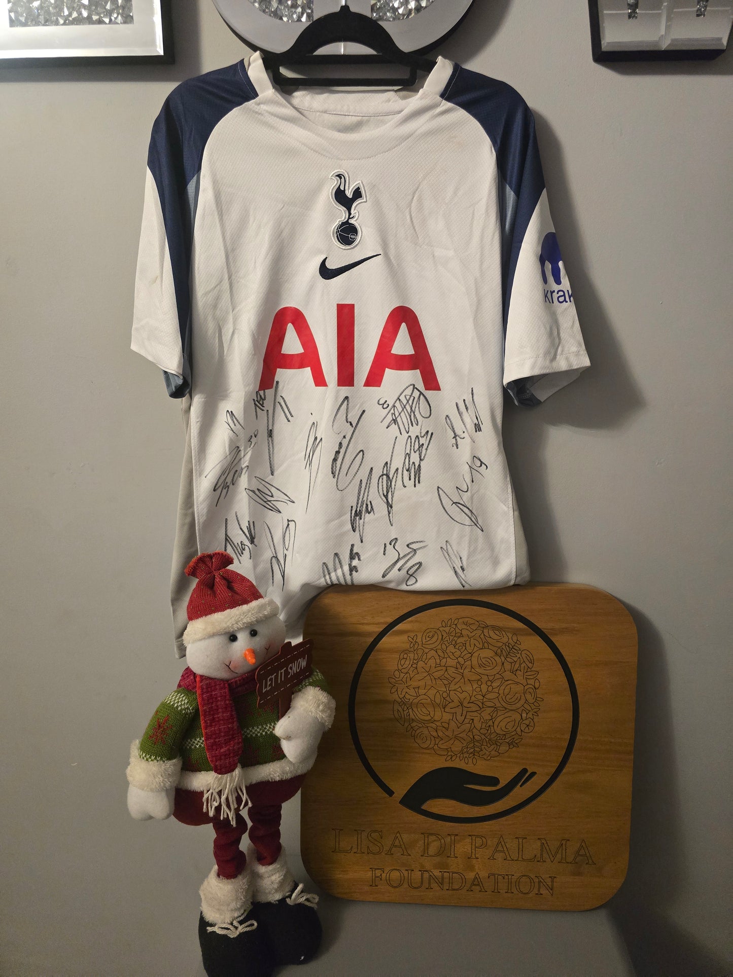 Full Team Signed Tottenham Shirt