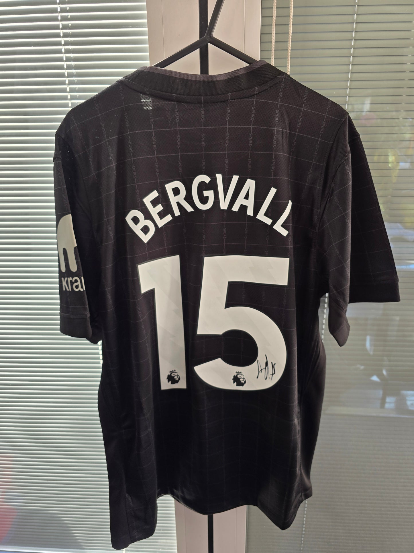 SIGNED BERGVALL TOTTENHAM SHIRT RAFFLE