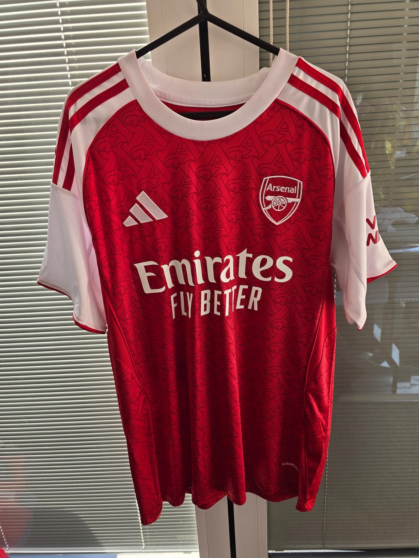 SIGNED MADUEKE ARSENAL SHIRT RAFFLE